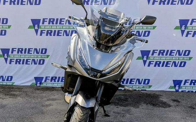 2026 Honda® NT1100 DCT
