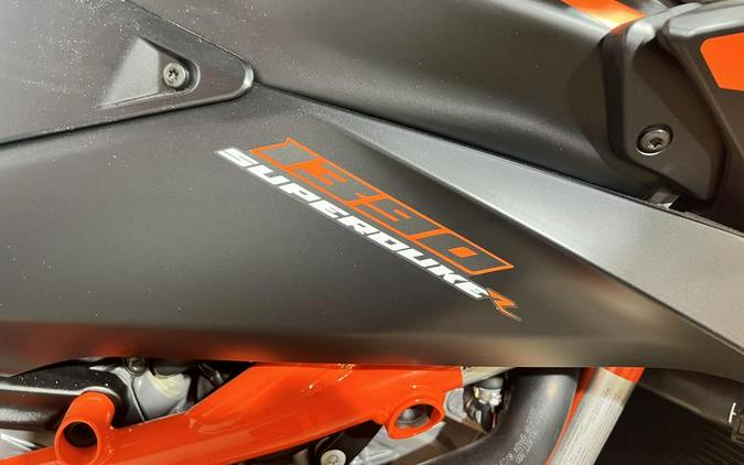 2024 KTM 1390 Super Duke R EVO