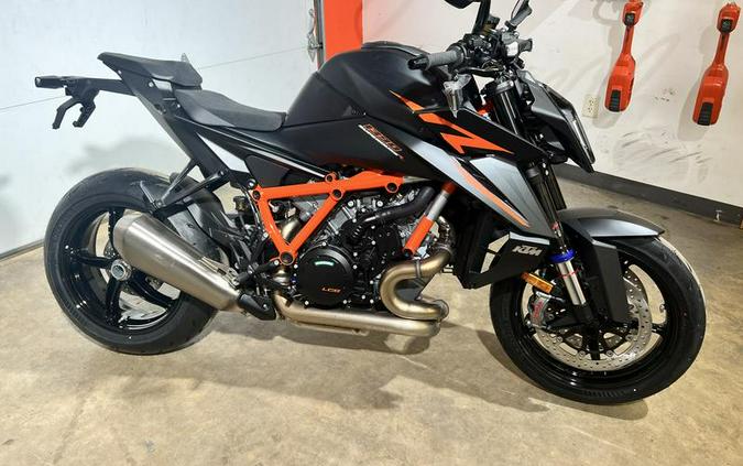 2024 KTM 1390 Super Duke R EVO