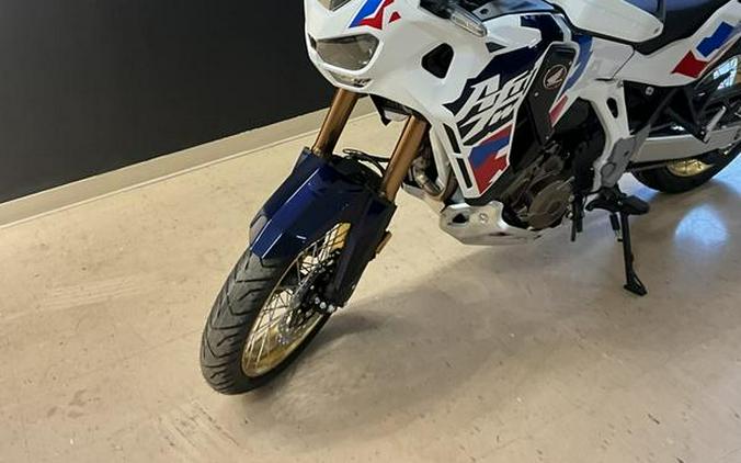 2025 Honda® Africa Twin Adventure Sports ES DCT