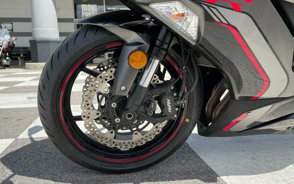 2023 Kawasaki Ninja® ZX™-6R ABS
