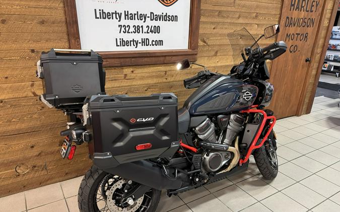 2025 Harley-Davidson® CVO™ Pan America® Carbon Blue RA1250SE