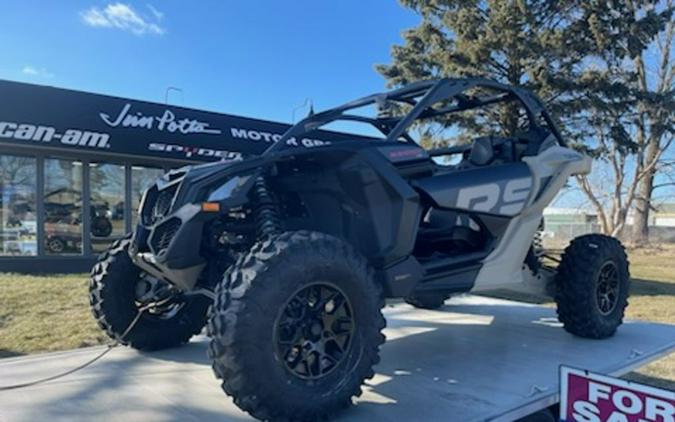 2023 Can-Am® Maverick X3 DS Turbo Desert Tan & Carbon Black