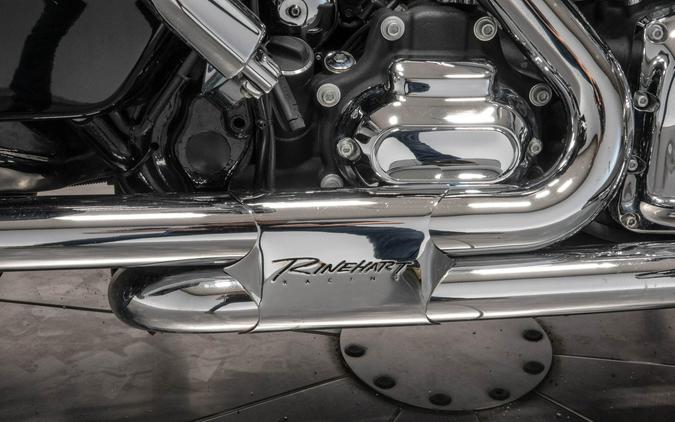 2015 HARLEY-DAVIDSON FLHXS STREET GLIDE SPECIAL in Vivid Black