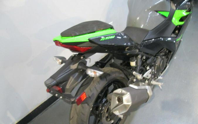 2019 Kawasaki Ninja® 400