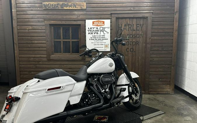 2024 Harley-Davidson Road King Special WHITE ONYX PRL