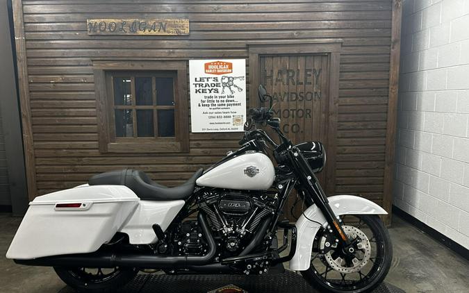 2024 Harley-Davidson Road King Special WHITE ONYX PRL