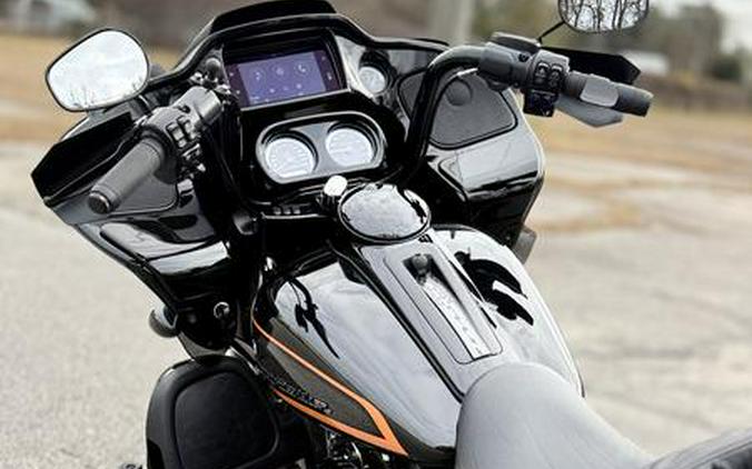 2022 Harley-Davidson® FLTRK - Road Glide® Limited