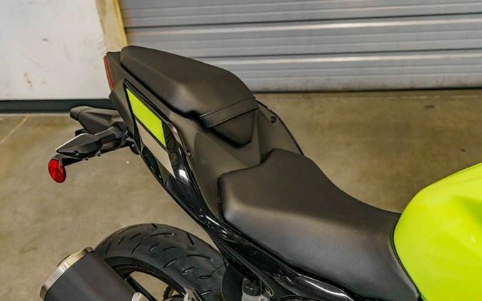2026 Kawasaki Ninja 500 ABS Metallic Yellowish Green/Ebony SE ABS
