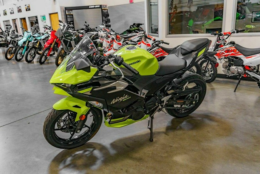2026 Kawasaki Ninja 500 ABS Metallic Yellowish Green/Ebony SE ABS