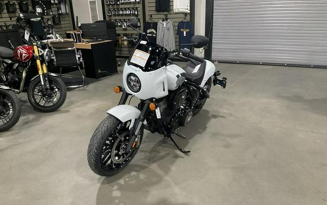 2025 Indian Motorcycle® Sport Chief Ghost White Metallic Smoke