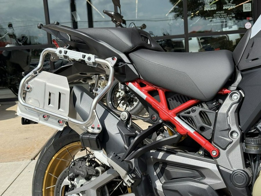 2026 Ducati Multistrada V4 Rally Adventure Travel&Radar Jade Green