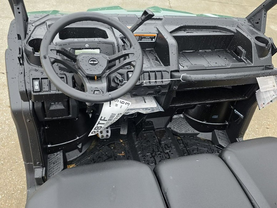 2026 Can-Am Defender DPS HD10