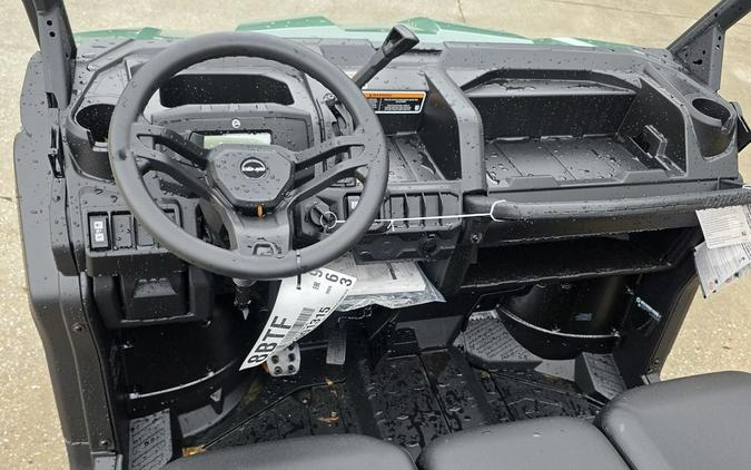 2026 Can-Am Defender DPS HD10