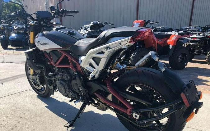 2022 Indian Motorcycle® FTR R Carbon Carbon Fiber