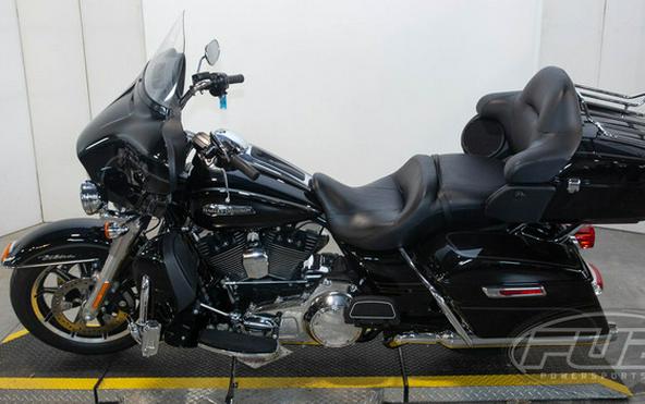 2015 Harley-Davidson FLHTCU - Electra Glide Ultra Classic