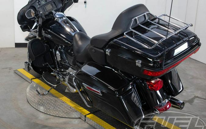 2015 Harley-Davidson FLHTCU - Electra Glide Ultra Classic