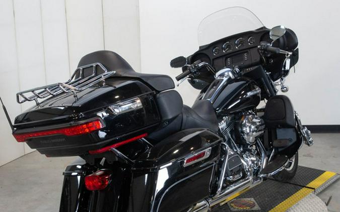 2015 Harley-Davidson FLHTCU - Electra Glide Ultra Classic