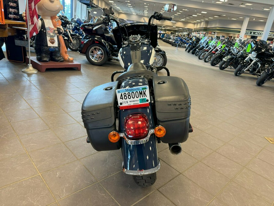 2019 Harley-Davidson Heritage Classic 114 FLHCS