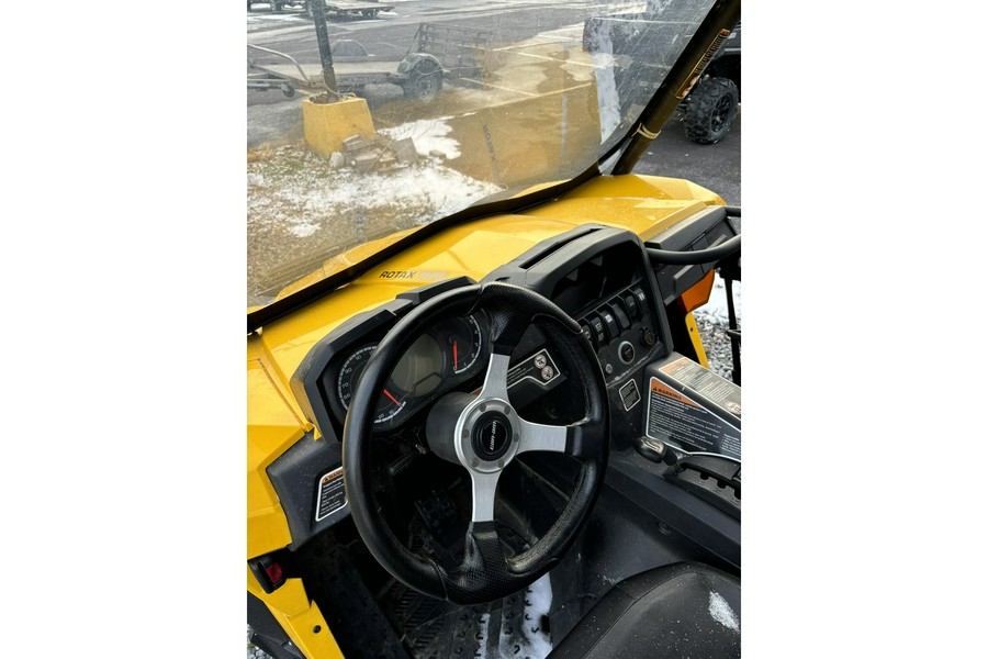 2011 Can-Am COMMANDER XT 800R