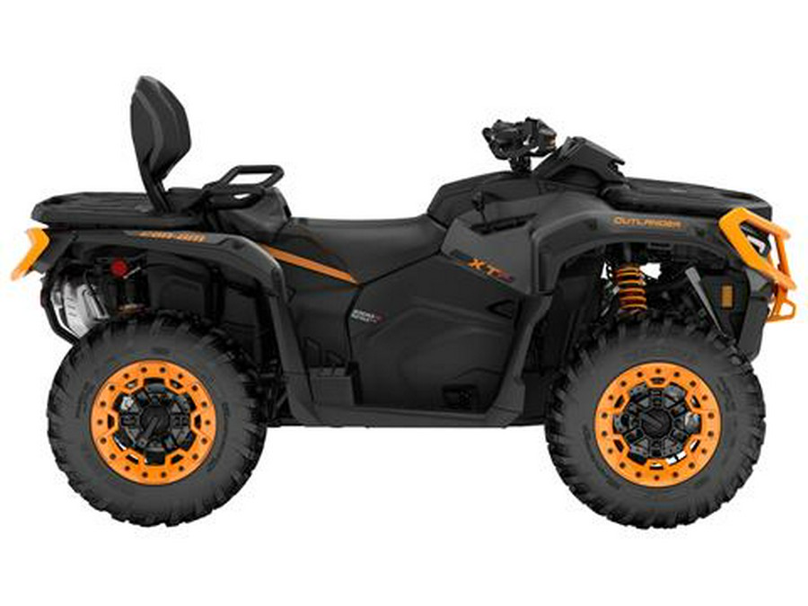 2026 Can-Am Outlander MAX XT-P 1000R Smart-Shox with 10.25 in. touchscreen display