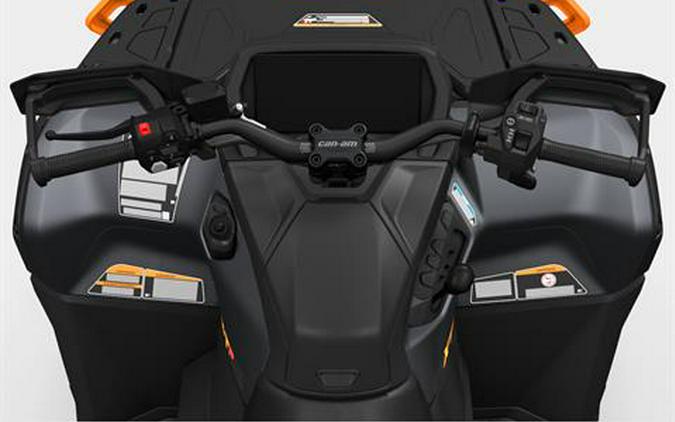 2026 Can-Am Outlander MAX XT-P 1000R Smart-Shox with 10.25 in. touchscreen display