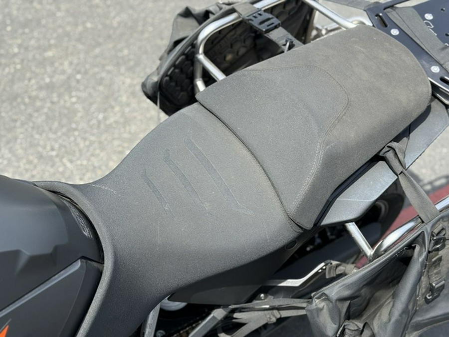 2022 KTM Super Adventure 1290 S