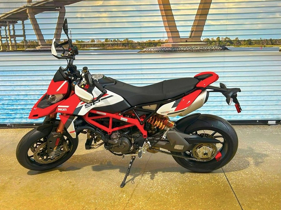 2025 Ducati Hypermotard 950 SP Special Livery