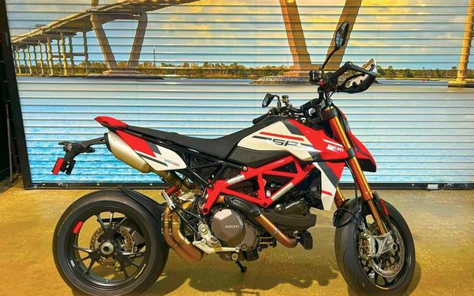2025 Ducati Hypermotard 950 SP Special Livery