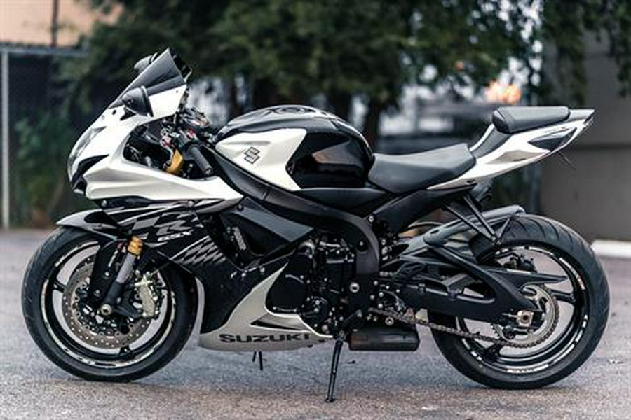 2016 Suzuki GSX-R750