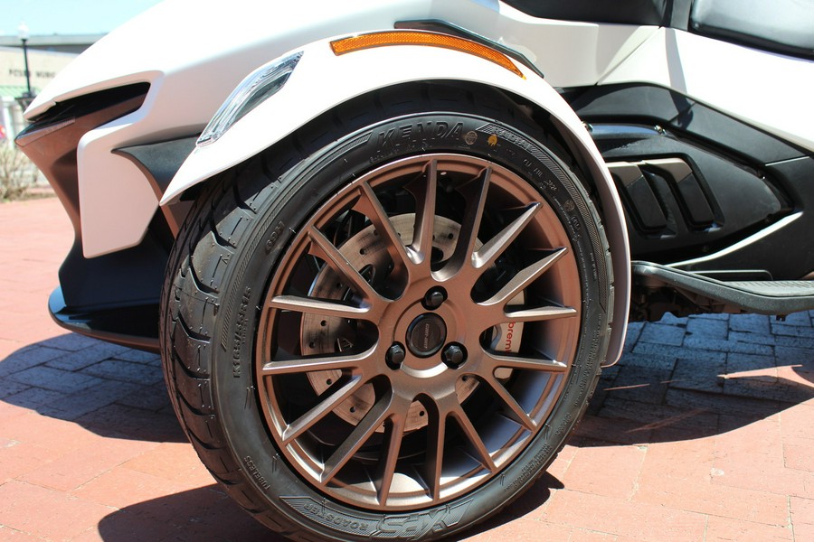 2025 Can-Am Spyder RT Sea-To-Sky