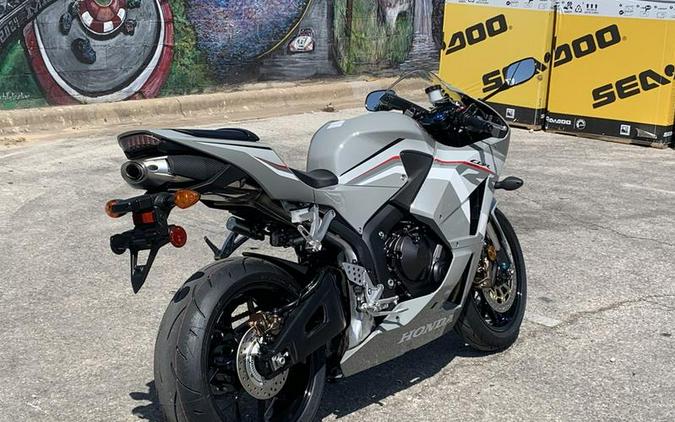 2026 Honda® CBR600RR ABS