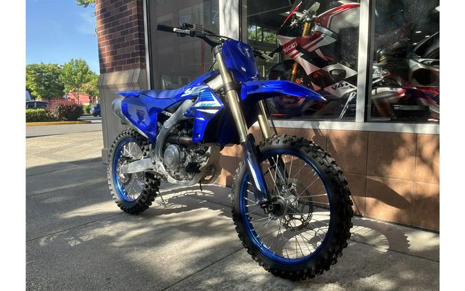 2025 YZ 450 F - Yamaha