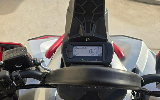 2026 Can-Am Renegade X Mr 1000 R Hyper Silver & Legion Red