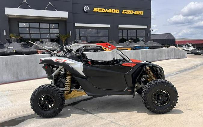 2019 Can-Am® Maverick™ X3 X™ RS TURBO R Gold & Can-Am Red & Hyper Silver