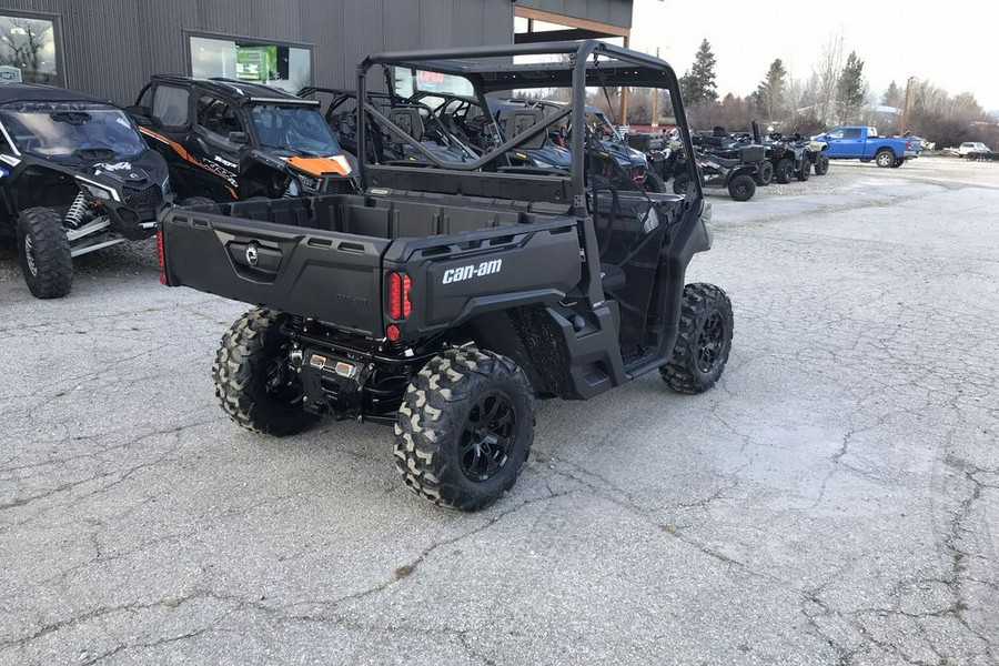 2024 Can-Am® Defender DPS HD9 Tundra Green