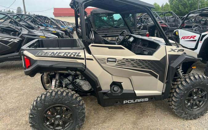 2024 Polaris Industries GENERAL XP 1000 ULTIMATE - M SILVER QUARTZ Ultimate