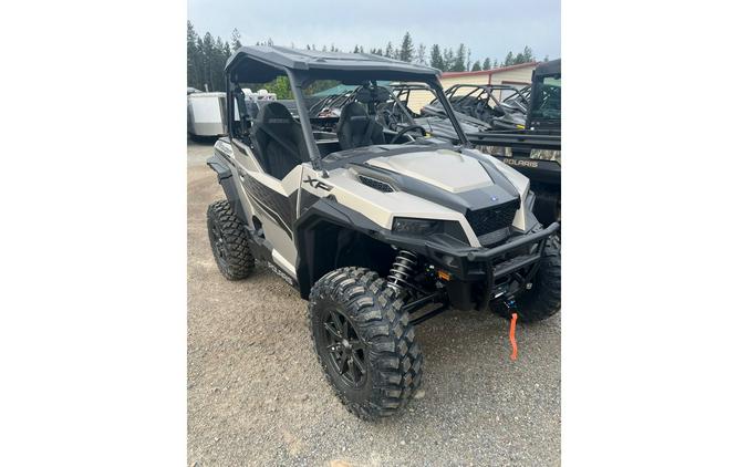 2024 Polaris Industries GENERAL XP 1000 ULTIMATE - M SILVER QUARTZ Ultimate