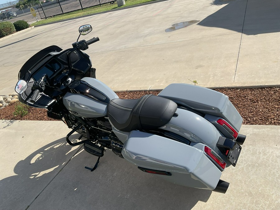 FLTRX 2026 Road Glide®