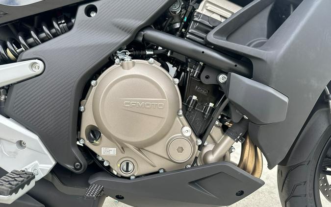 2023 CF MOTO 650 ADVENTURA