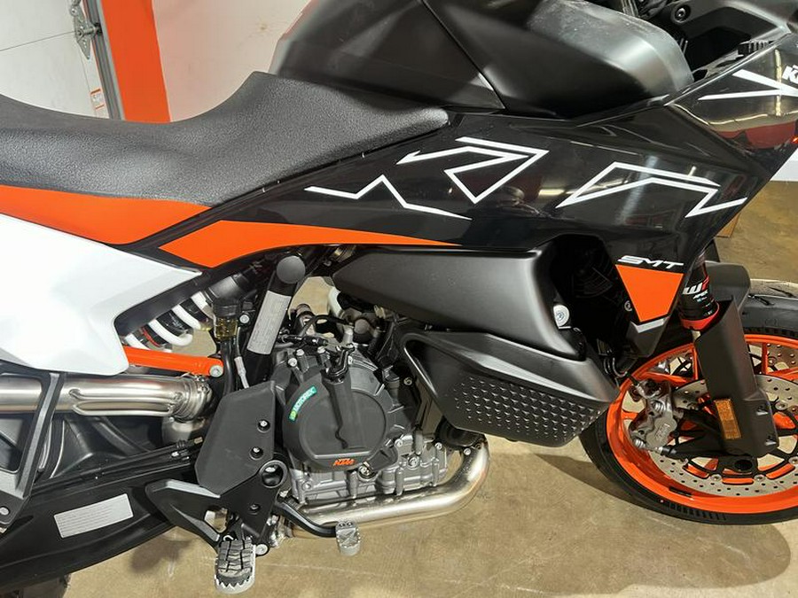 2024 KTM 890 SMT