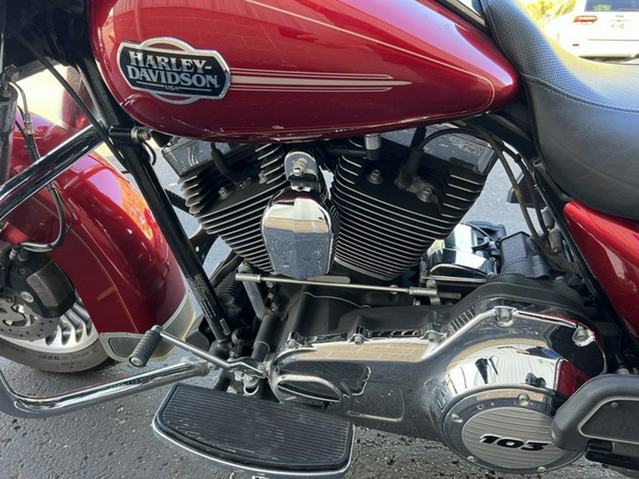 2012 Harley-Davidson FLHTCU - Electra Glide Ultra Classic