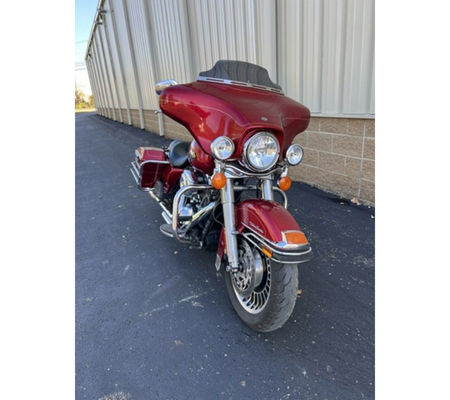2012 Harley-Davidson FLHTCU - Electra Glide Ultra Classic