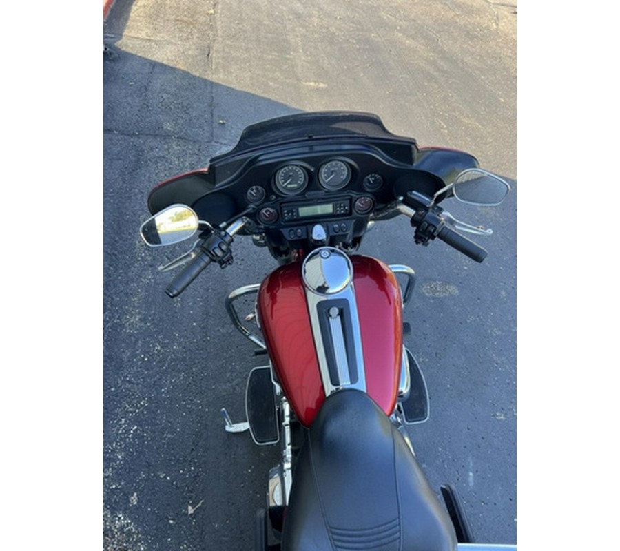 2012 Harley-Davidson FLHTCU - Electra Glide Ultra Classic