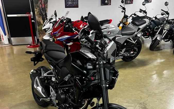 2025 Honda CB300R ABS