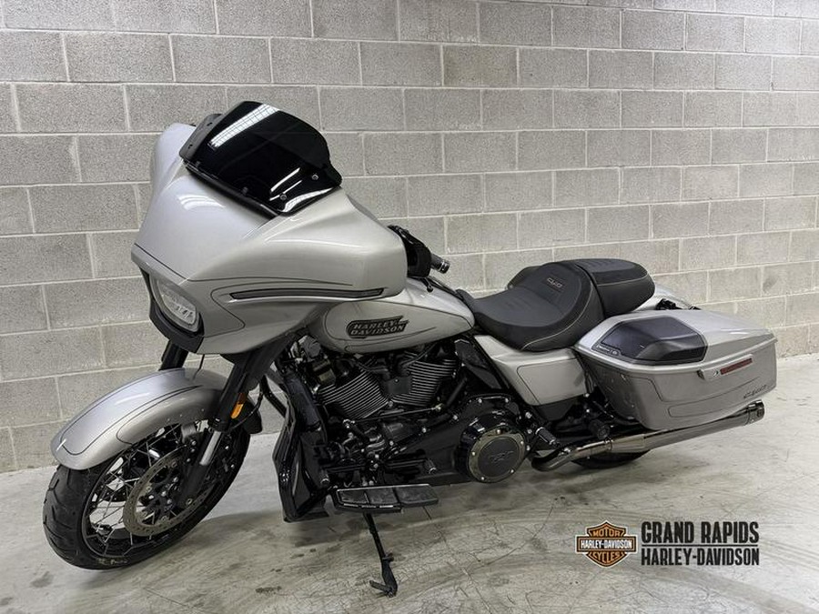 2023 Harley-Davidson® FLHXSE - CVO™ Street Glide®