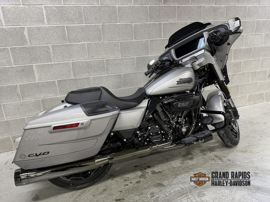 2023 Harley-Davidson® FLHXSE - CVO™ Street Glide®