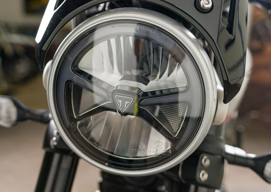 2027 Triumph Tracker 400