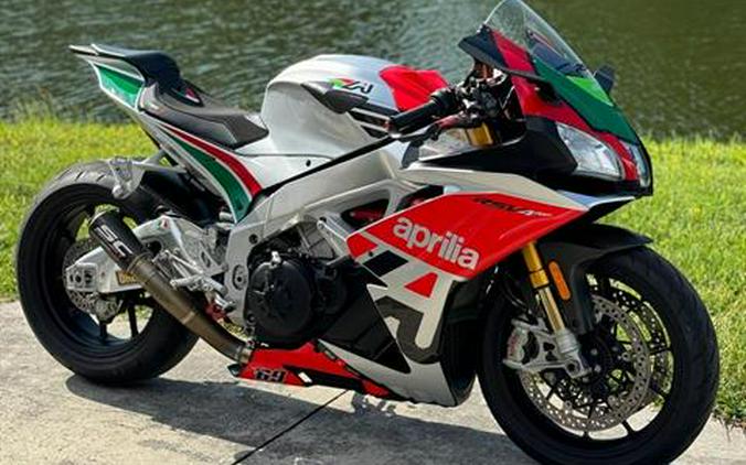 2018 Aprilia RSV4 RF LE