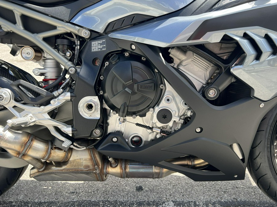 2025 BMW S 1000 RR
